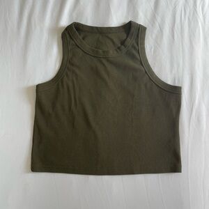Amazon green cropped tank